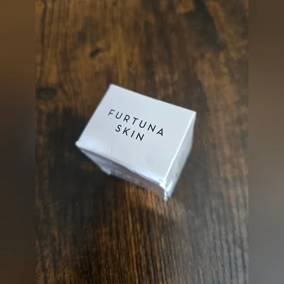 Furtuna Skin, Nightly Renewal Cream, 4ml Sample - Picture 3 of 6